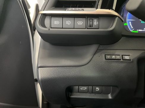 New 2026 Toyota Crown Signia AWD/4WD image 13