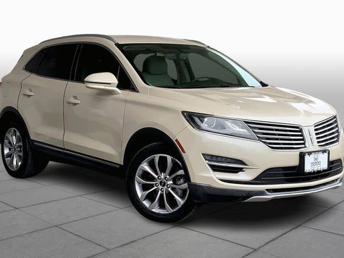 Used 2018 Lincoln MKC Select w/ Select Plus Package image 2