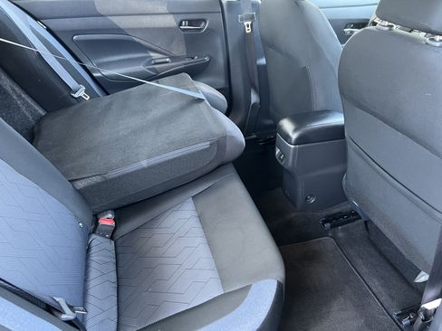 Used 2024 Nissan Versa SV FWD image 20