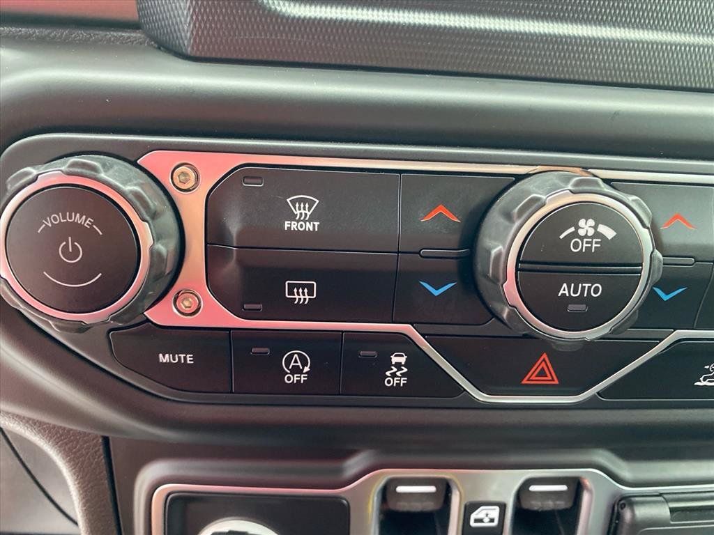 Used 2021 Jeep Gladiator Sport AWD/4WD image 13