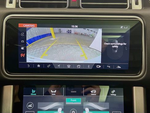 Used 2021 Land Rover Range Rover AWD/4WD image 13