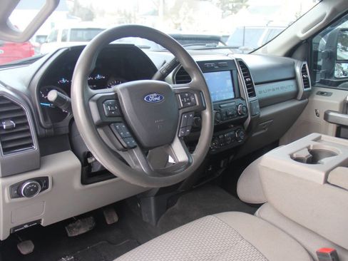 Used 2022 Ford F350 XLT image 29