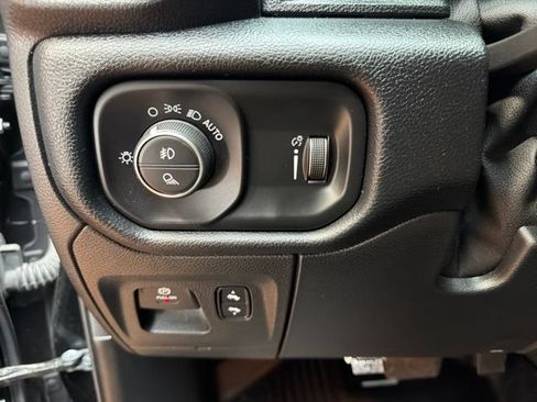 Used 2021 RAM 1500 Big Horn AWD/4WD image 22