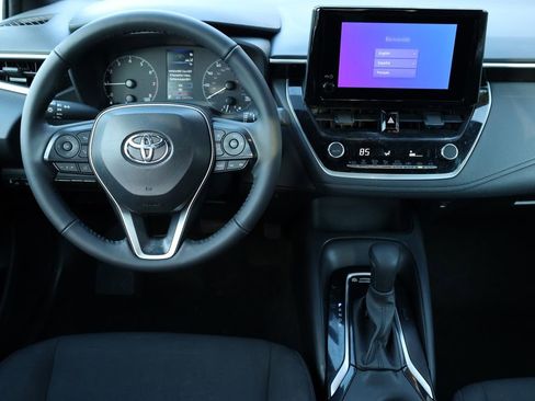 Used 2024 Toyota Corolla Sedan image 11