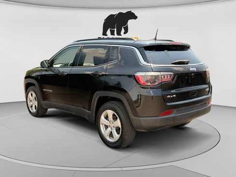 Used 2021 Jeep Compass Latitude w/ Sun and Sound Group AWD/4WD image 5