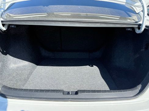Used 2020 Honda Accord EX image 11