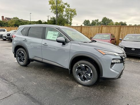 New 2026 Nissan Rogue SV AWD/4WD image 13