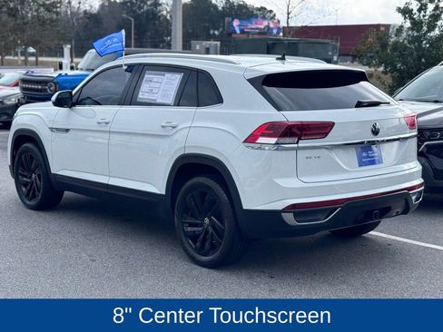Used 2023 Volkswagen Atlas Cross Sport SE w/ Panoramic Sunroof Package image 5