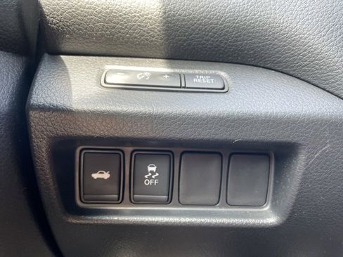 Used 2017 Nissan Altima 2.5 SR image 22