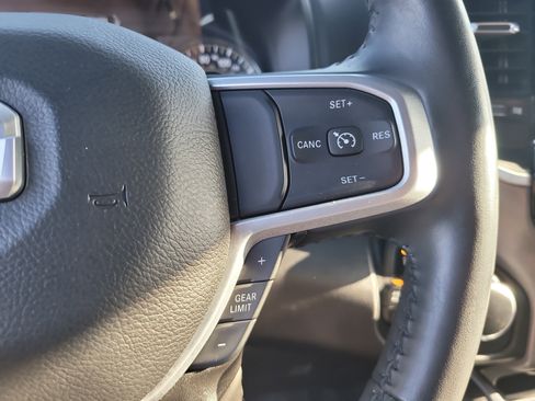 Used 2023 RAM 1500 Big Horn AWD/4WD image 27