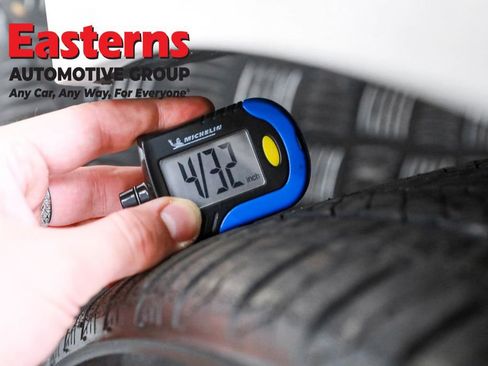 Used 2022 Nissan Altima 2.5 SR image 26