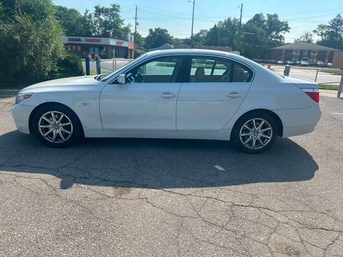 Used 2007 BMW 525xi Sedan AWD/4WD image 8