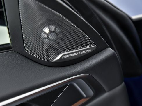 Used 2023 BMW M4 xDrive Competition w/ Executive Package image 20