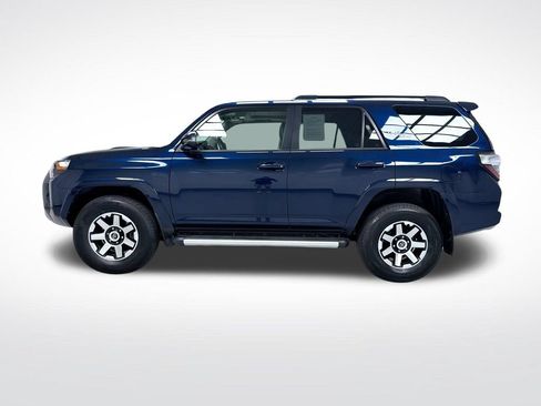 Certified 2023 Toyota 4Runner TRD Off-Road Premium w/ Moonroof Package AWD/4WD image 4