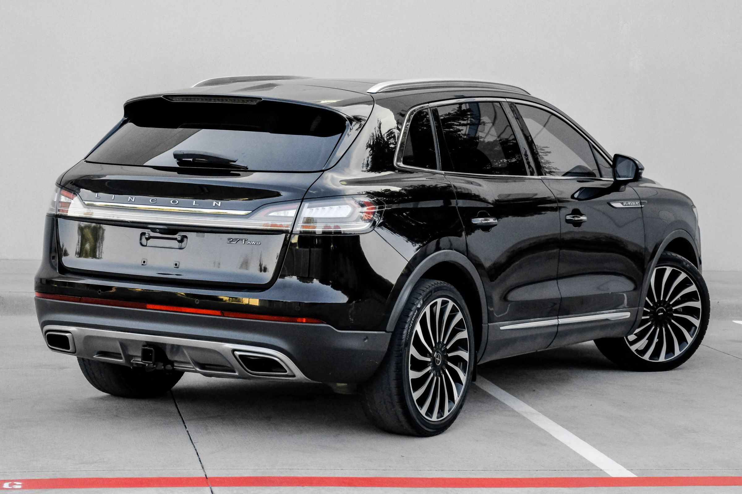 Used 2019 Lincoln Nautilus Black Label AWD/4WD image 4