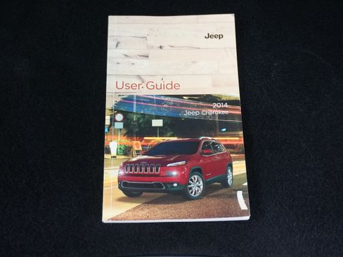 Used 2014 Jeep Cherokee Latitude FWD image 19