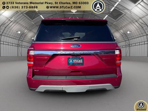 Used 2019 Ford Expedition XLT w/ Equipment Group 202A AWD/4WD image 4