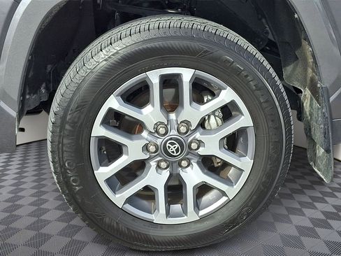 Used 2025 Toyota Tundra 1794 Edition image 8