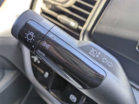 Used 2024 Kia Sportage LX image 25