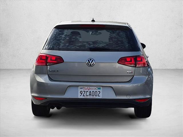 Used 2017 Volkswagen Golf 4-Door FWD image 6