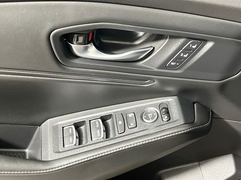 Used 2025 Honda Accord Sport image 17