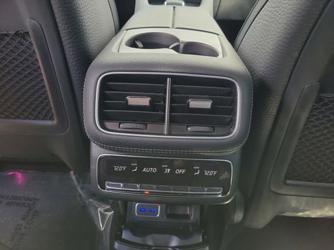 New 2026 Mercedes-Benz GLS 580 4MATIC image 12