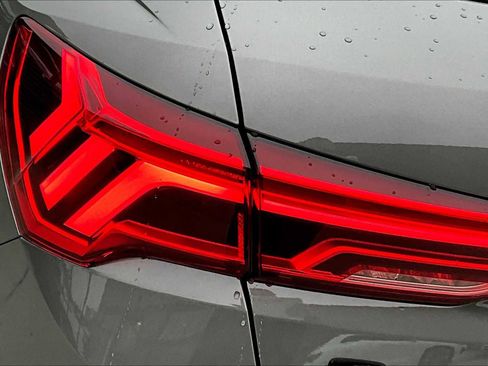 Used 2025 Audi Q3 2.0T Premium AWD/4WD image 14