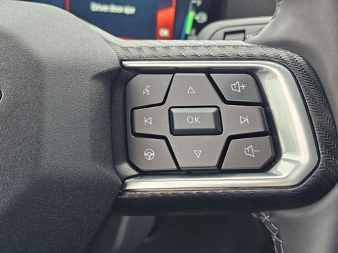 Used 2025 Ford Mustang EcoBoost image 20