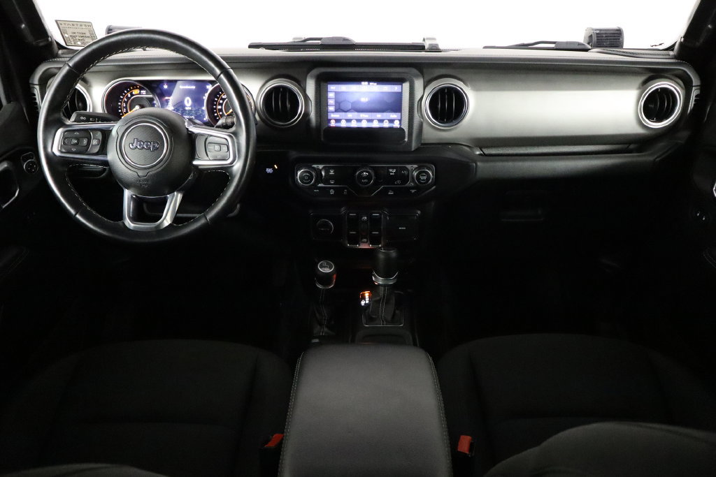Used 2021 Jeep Wrangler Unlimited Sahara AWD/4WD image 13