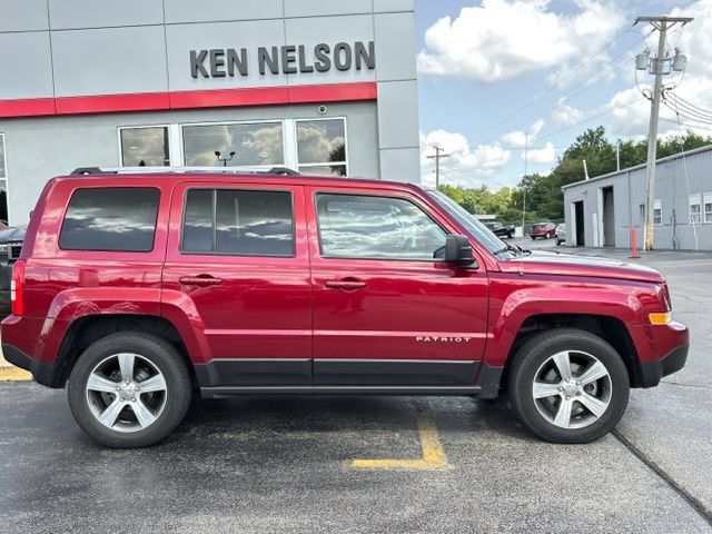 Used 2017 Jeep Patriot High Altitude AWD/4WD image 13