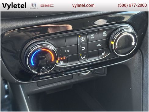 Certified 2023 Buick Encore GX Preferred w/ Cold Weather Comfort Package image 26