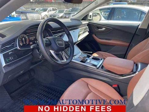 Used 2022 Audi Q8 Prestige w/ Prestige Package AWD/4WD image 2