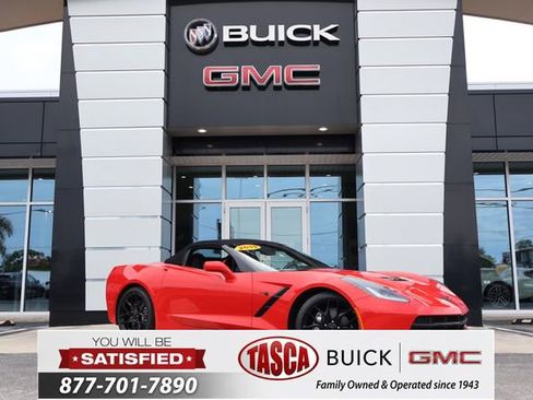Used 2019 Chevrolet Corvette Stingray Convertible w/ Carbon Flash Badge Package RWD image 1