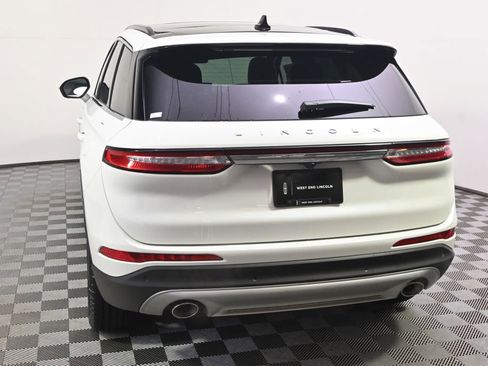 New 2026 Lincoln Corsair Reserve image 4