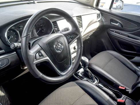 Used 2018 Buick Encore Preferred image 21