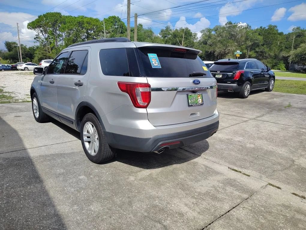 Used 2016 Ford Explorer 4WD image 5
