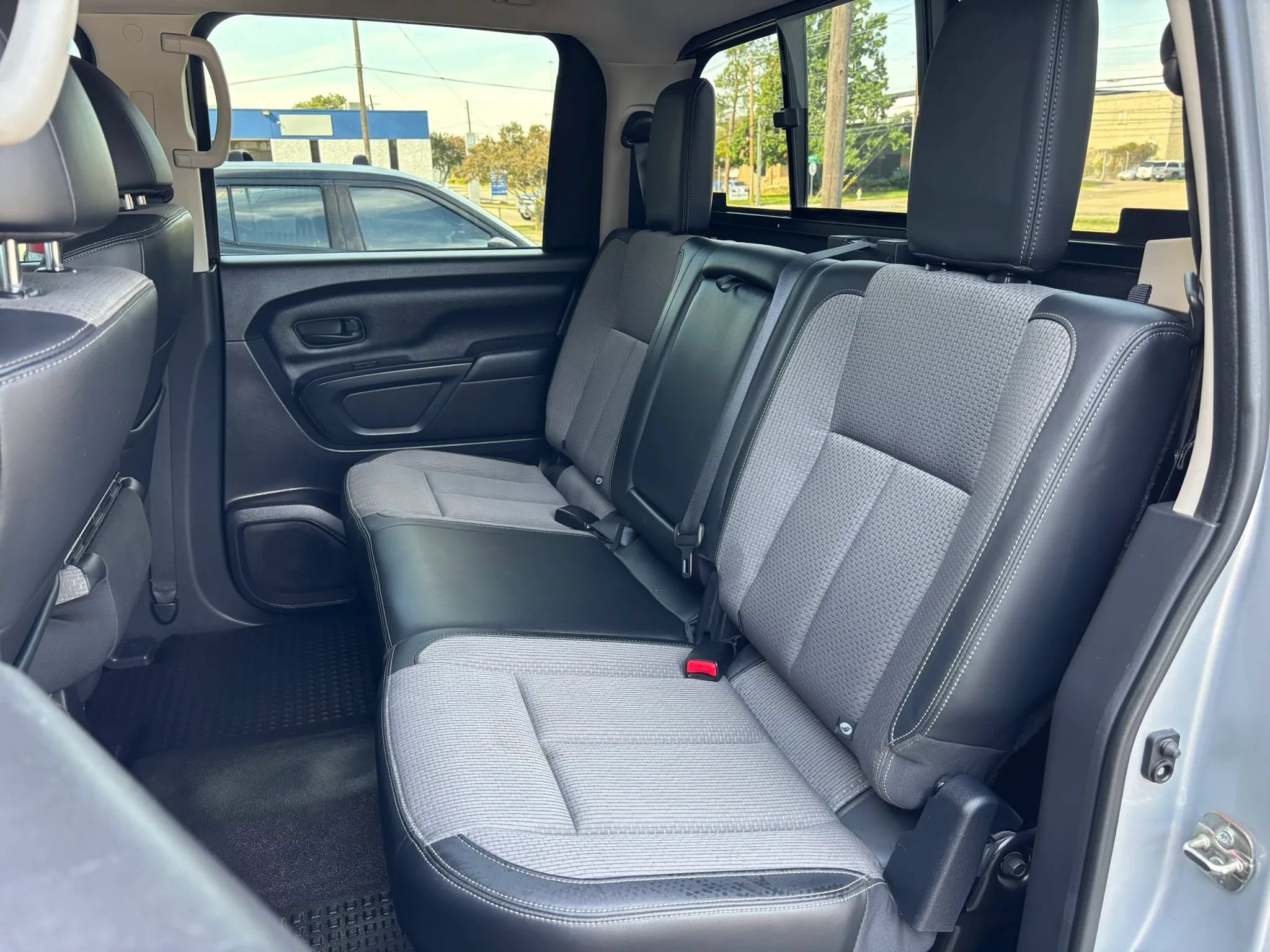 Used 2019 Nissan Titan S w/ S Utility Package RWD image 46
