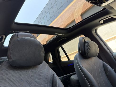 New 2026 Mercedes-Benz EQS 550 4MATIC SUV image 16