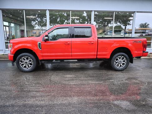 Used 2022 Ford F250 Lariat AWD/4WD image 2