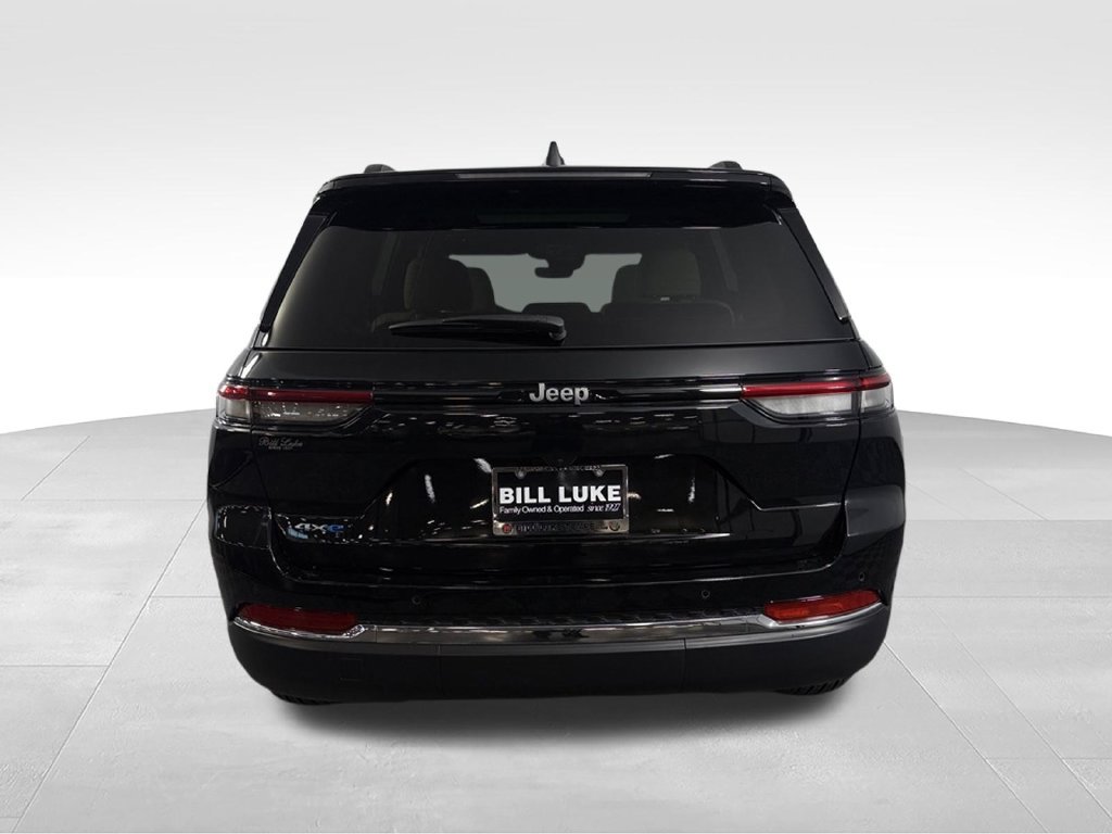 Used 2025 Jeep Grand Cherokee Limited 4xe AWD/4WD image 9