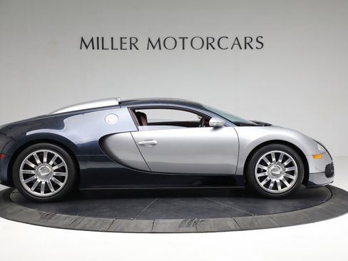 Used 2006 Bugatti Veyron image 18
