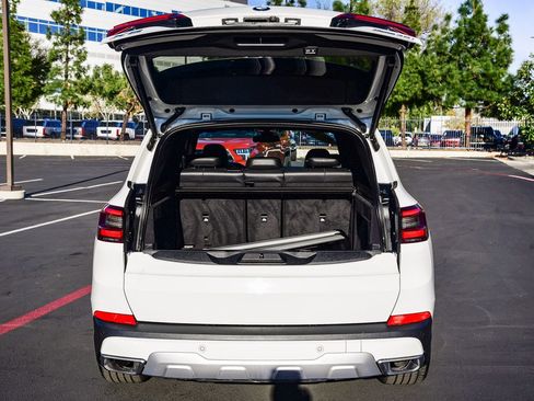 Used 2020 BMW X5 xDrive40i w/ Premium Package image 31