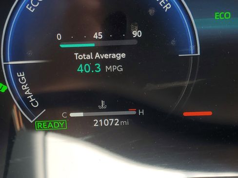 Certified 2025 Toyota Camry XSE FWD image 25