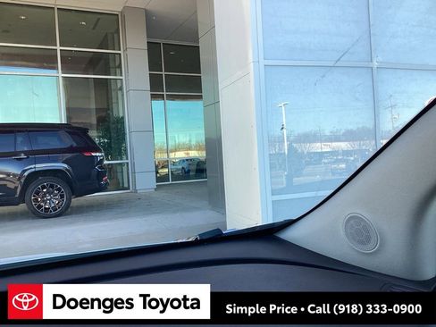 Used 2016 Buick Encore FWD image 18