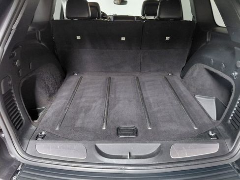 Certified 2017 Jeep Grand Cherokee Limited image 16