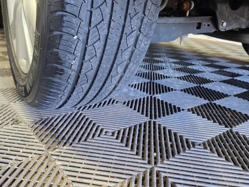 Used 2013 Toyota RAV4 Limited image 35