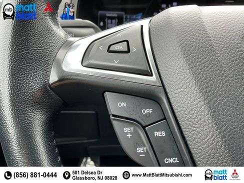 Used 2022 Ford Edge SEL image 11