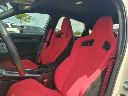 Used 2024 Honda Civic Type R image 13