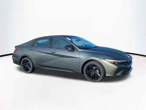 New 2026 Hyundai Elantra Sport FWD image 2