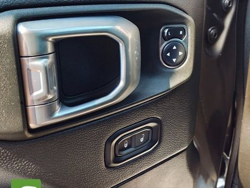Used 2021 Jeep Gladiator Mojave AWD/4WD image 21